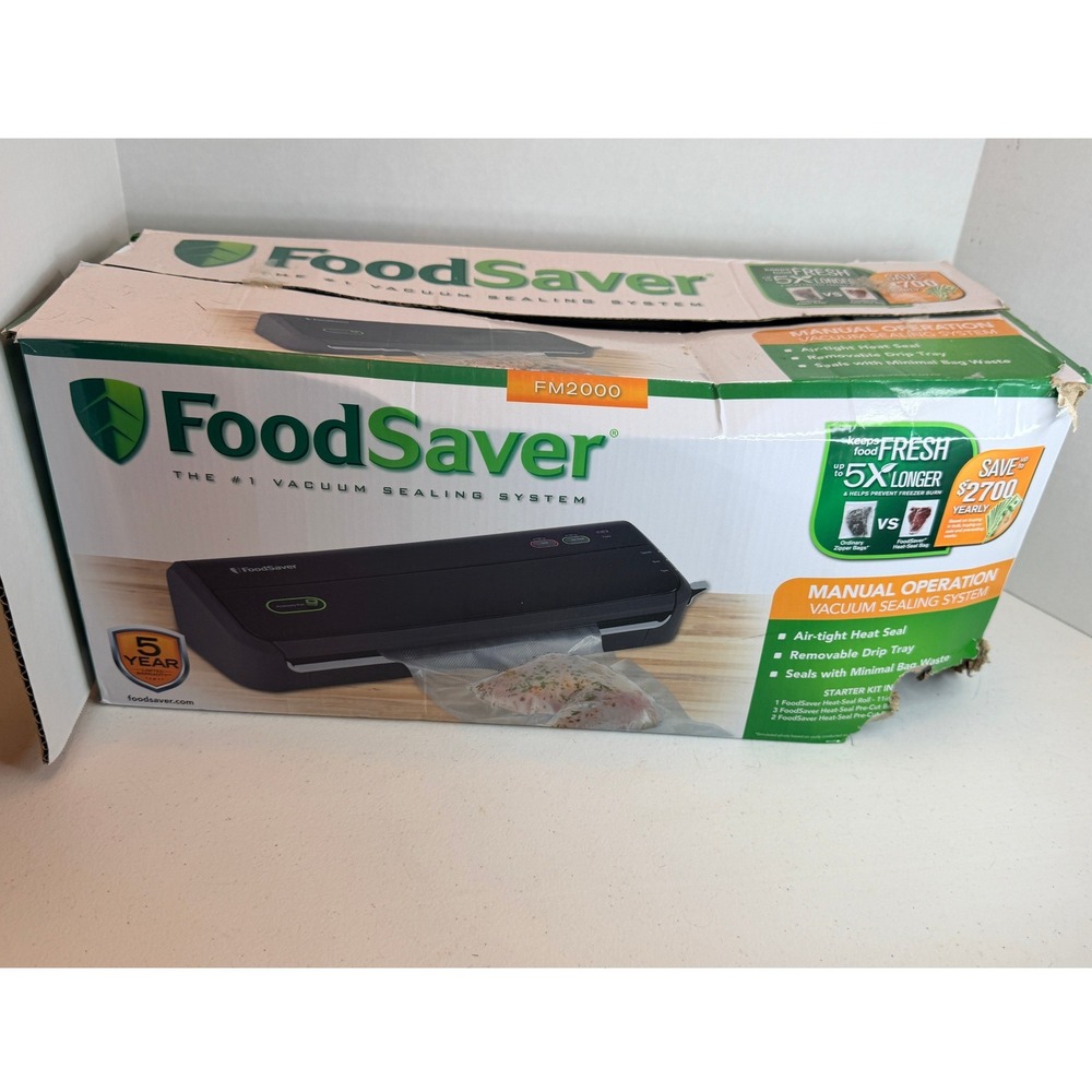 FoodSaver FM2000 Vacuum Sealing System Black Manual Operation New Damaged Box
